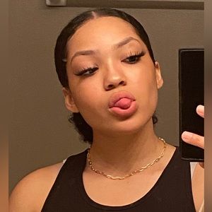 Meet your Posher, Kyra